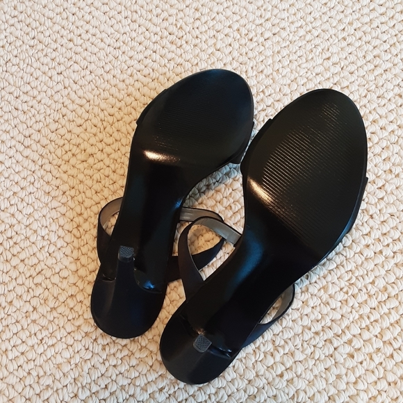 NWT Satin Dress Heels by Alfani, Size 7 - Picture 5 of 6